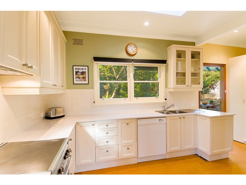 36 Dolphin Crescent, Avalon NSW 2107