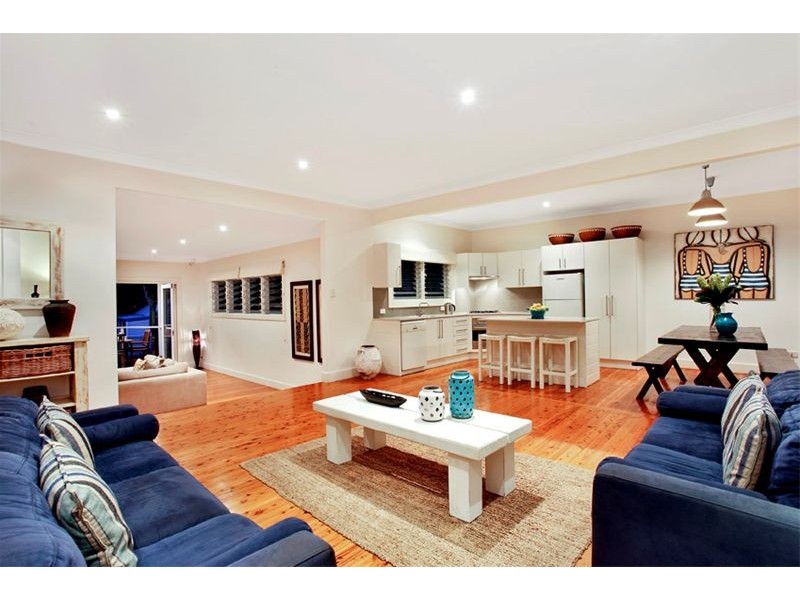 41 Central Road, Avalon NSW 2107