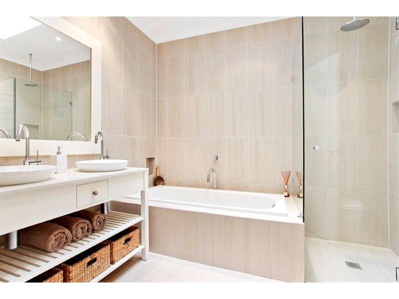 41 Central Road, Avalon NSW 2107