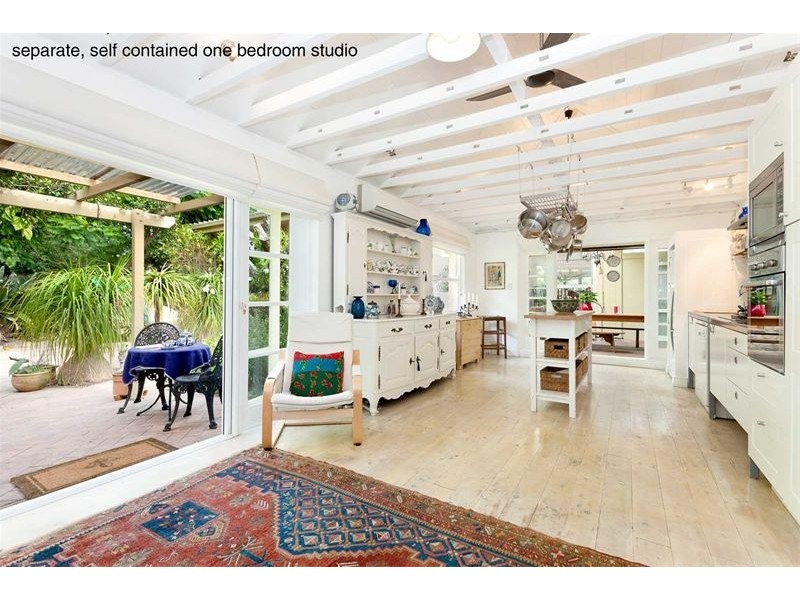 9 Currawong Avenue, Palm Beach NSW 2108