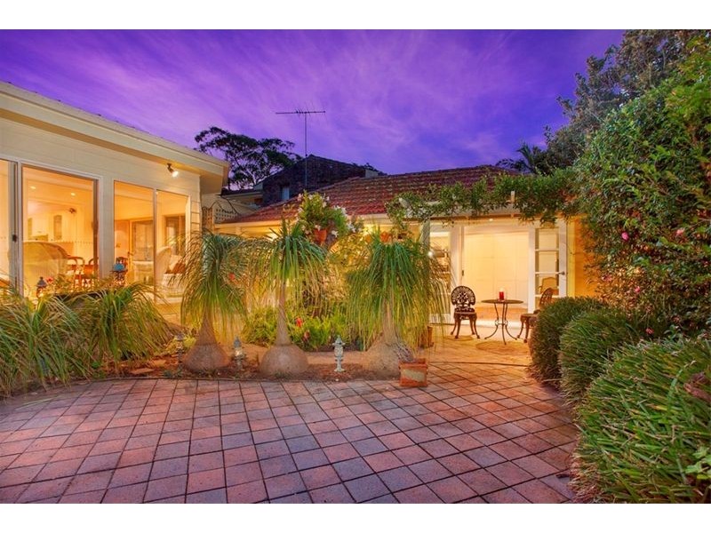 9 Currawong Avenue, Palm Beach NSW 2108