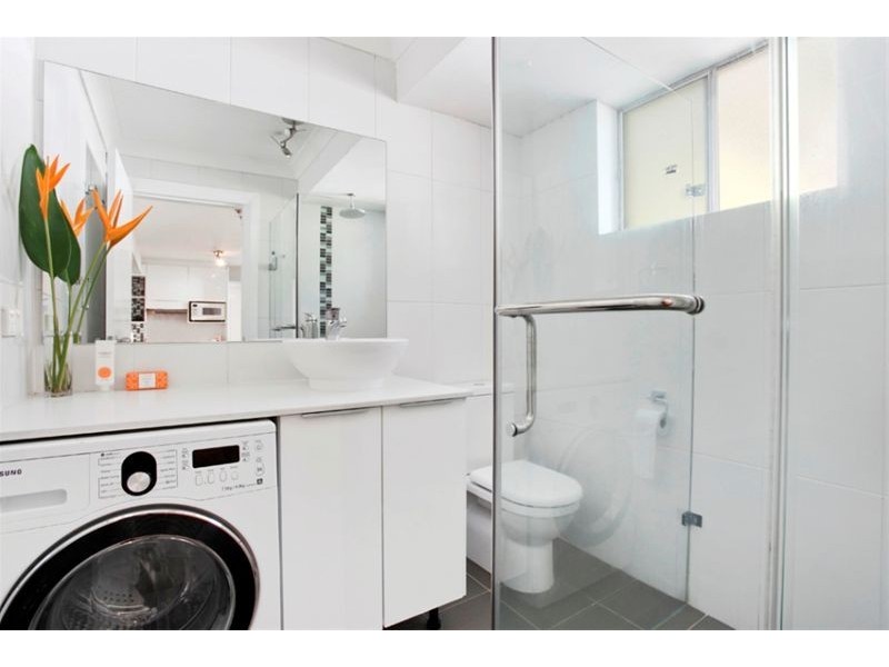 2/61a Gladstone Street, Newport NSW 2106