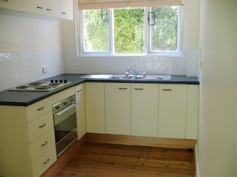 3/4  Sanctuary Avenue, Avalon NSW 2107