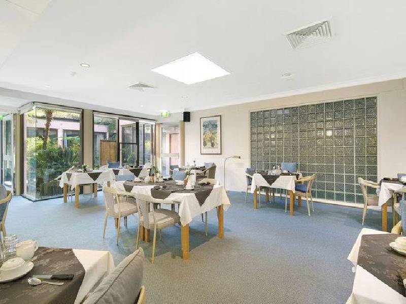 33,  The Lodge, 82 Avalon Parade, Avalon NSW 2107