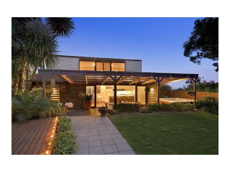 33   Daly Street, Bilgola NSW 2107