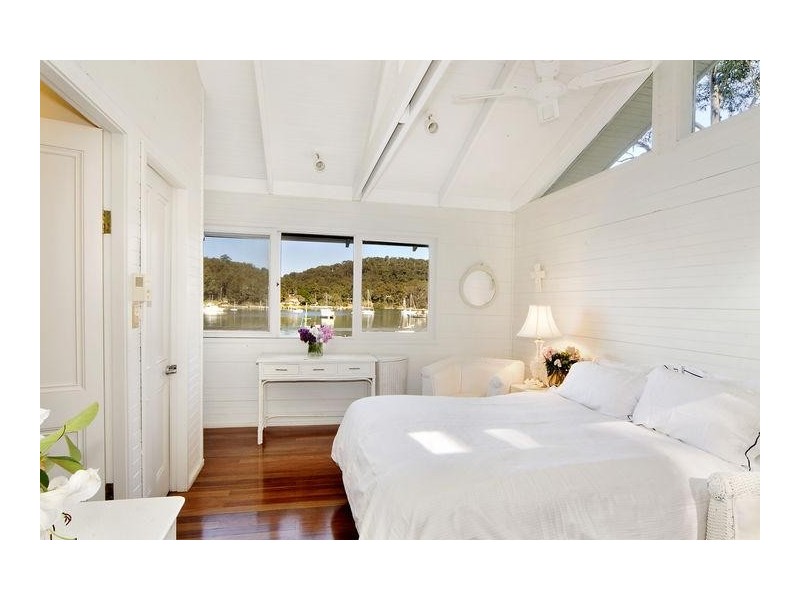 12 Lovett Bay Lane, Lovett Bay NSW 2105