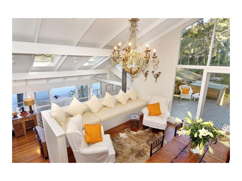 12 Lovett Bay Lane, Lovett Bay NSW 2105