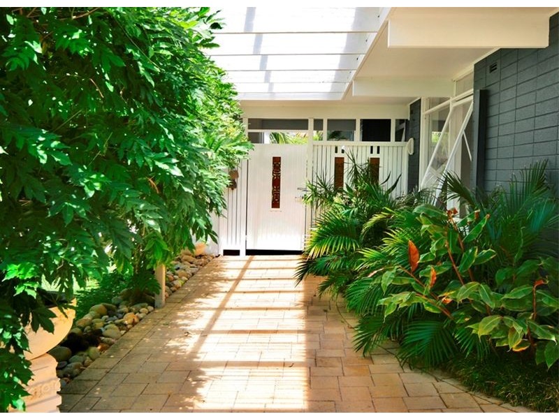 240  Lower Plateau Road, Bilgola Plateau NSW 2107