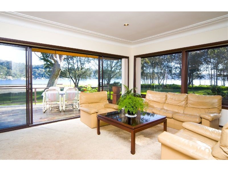 18 Currawong Avenue, Palm Beach NSW 2108