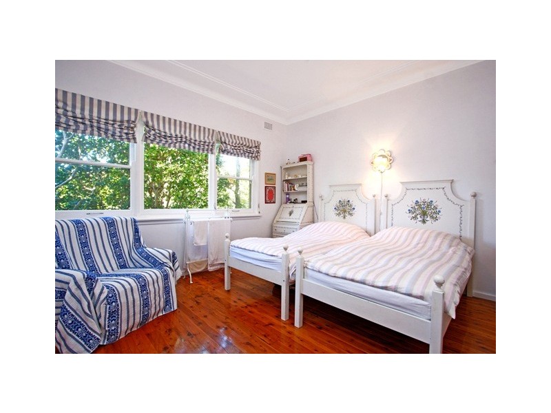 43  Dress Circle Road, Avalon Beach NSW 2107