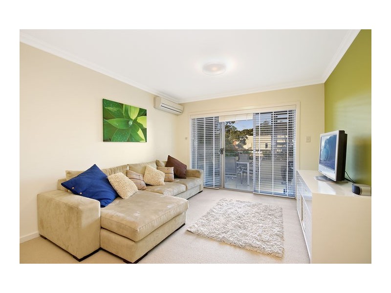 11/21-23  Old Barrenjoey Road, Avalon NSW 2107