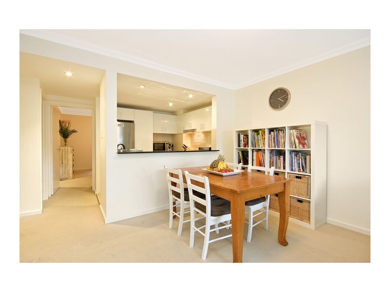 11/21-23  Old Barrenjoey Road, Avalon NSW 2107