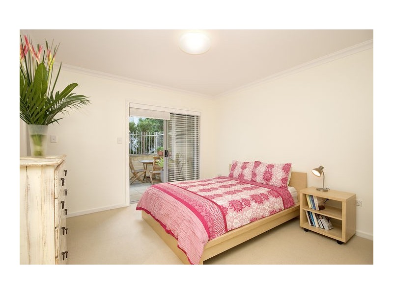 11/21-23  Old Barrenjoey Road, Avalon NSW 2107