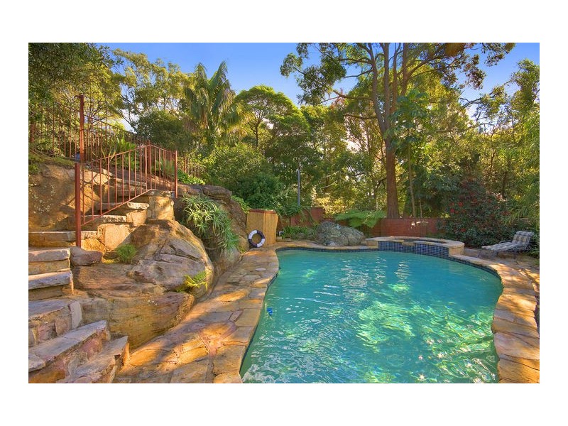 27  St Andrews Gate, Elanora Heights NSW 2101