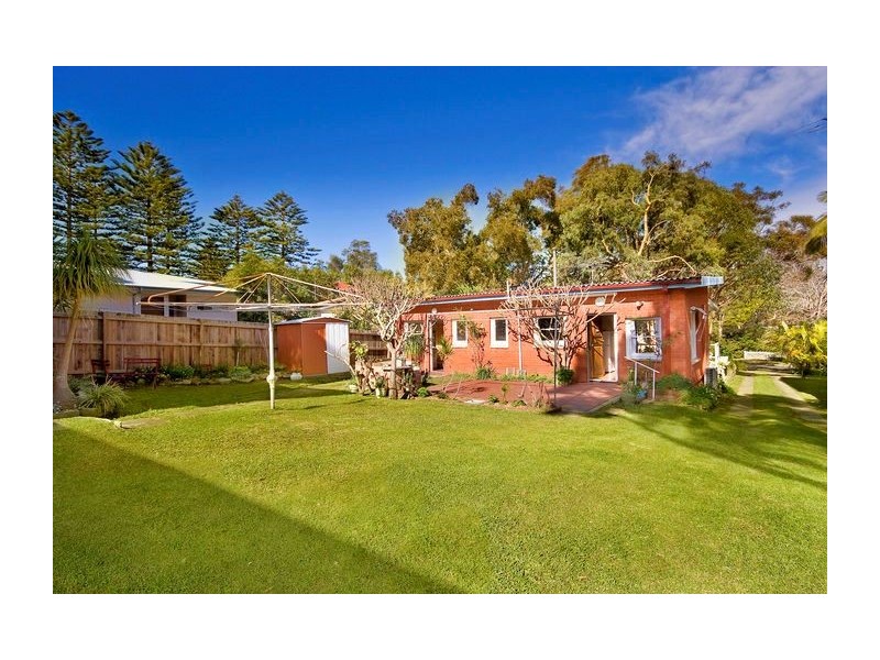 34   North Avalon Road, Avalon NSW 2107