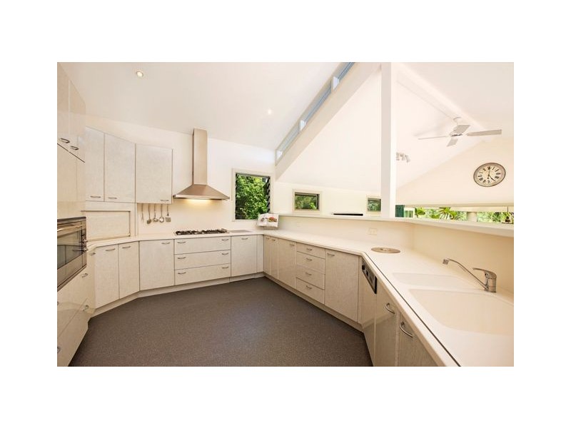 166 Crescent Road, Newport NSW 2106