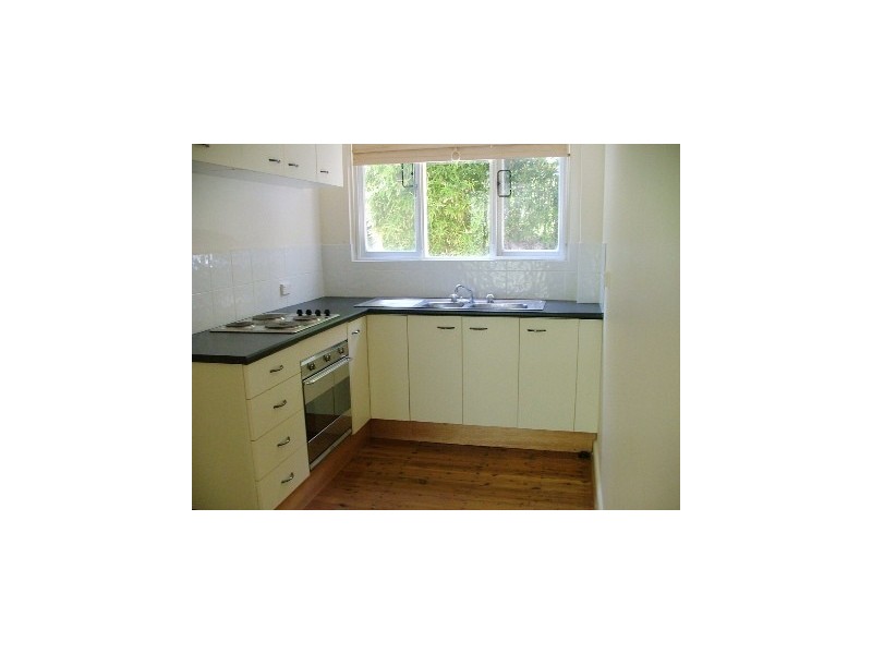 3/4  Sanctuary Avenue, Avalon NSW 2107