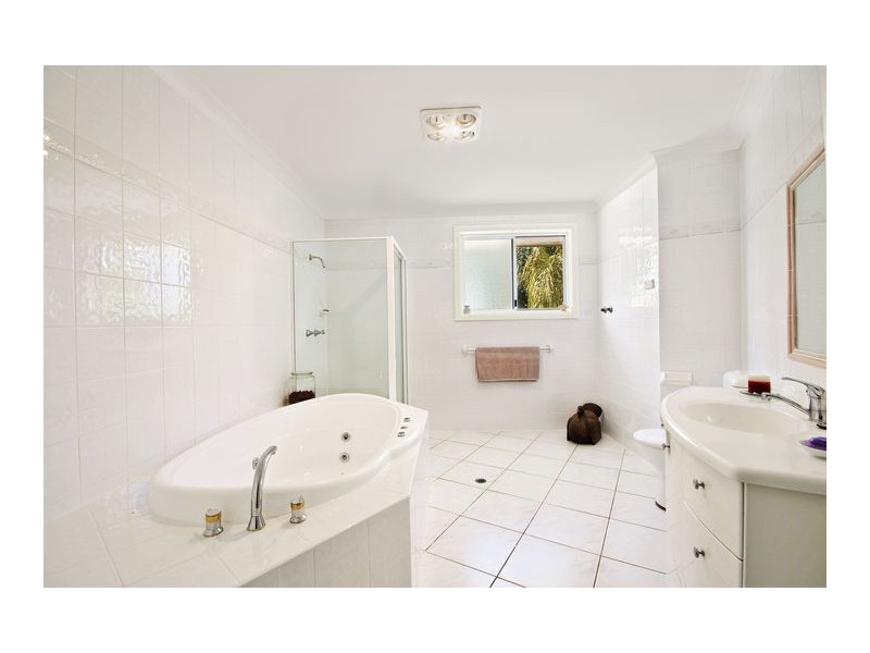 2  Wollstonecraft Avenue, Avalon NSW 2107