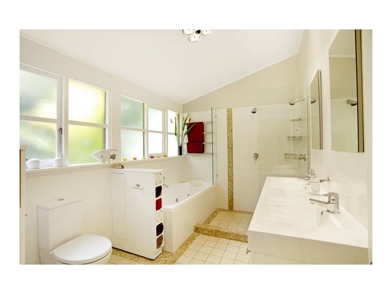 169 Avalon Parade, Avalon NSW 2107