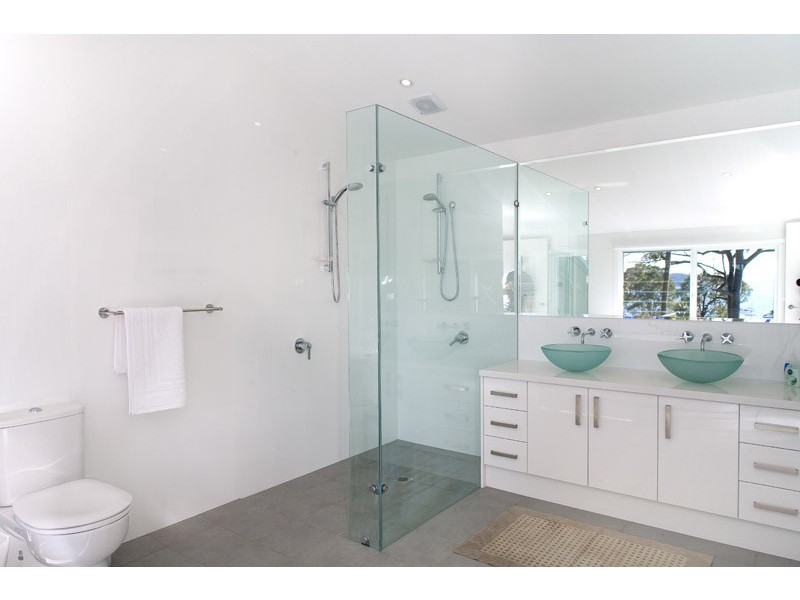 4 Wandeen Road, Clareville NSW 2107