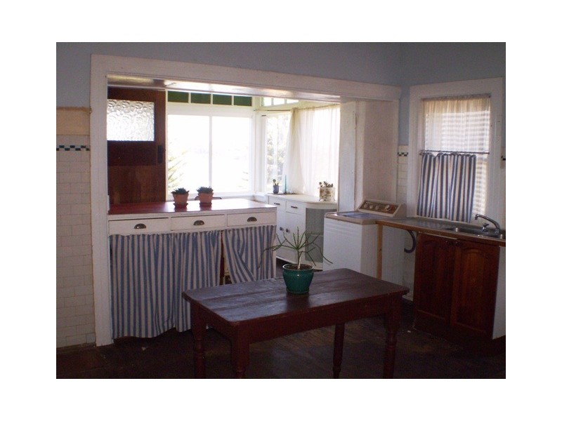 31b The Serpentine, Bilgola NSW 2107