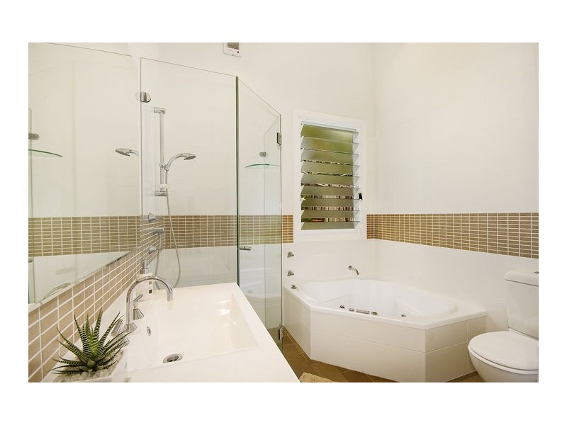 25 Albert Road, Avalon NSW 2107
