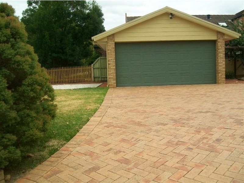 Mcgraths Hill NSW 2756