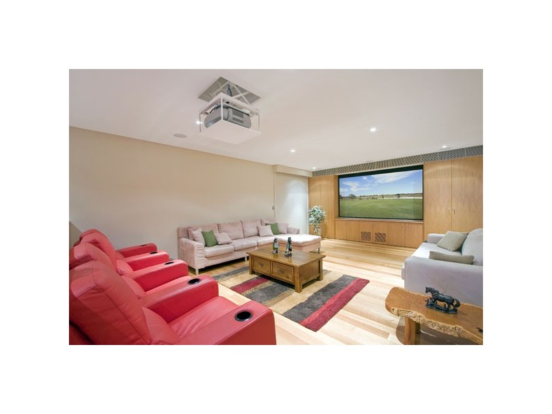 Mcgraths Hill NSW 2756