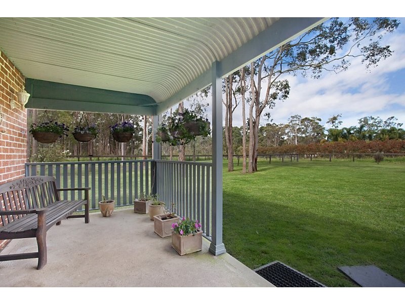 4 Squires Close, Medowie NSW 2318