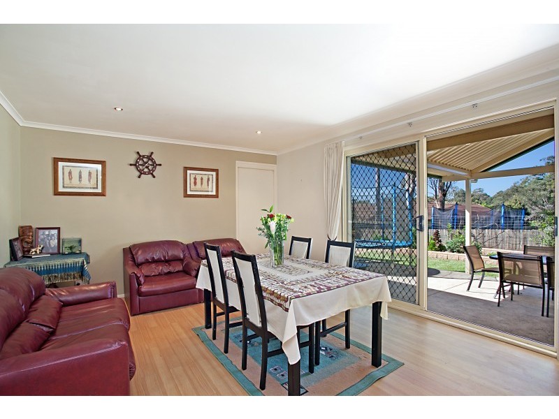4 Sequoia Street, Medowie NSW 2318