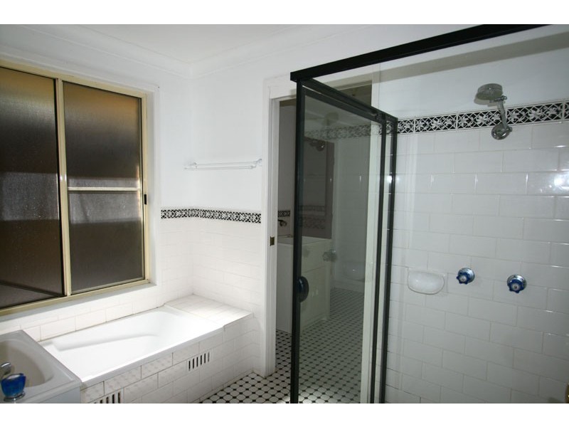 1  Sequoia Street, Medowie NSW 2318