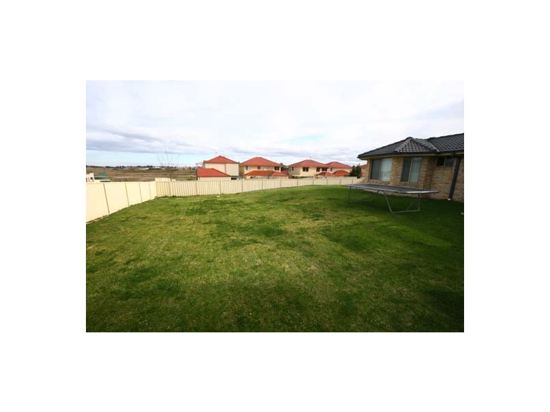 24  Yaldara Avenue, Thornton NSW 2322