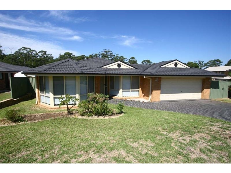 61 Bally Doyle Drive, Ashtonfield NSW 2323