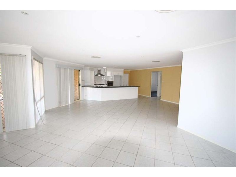 61 Bally Doyle Drive, Ashtonfield NSW 2323