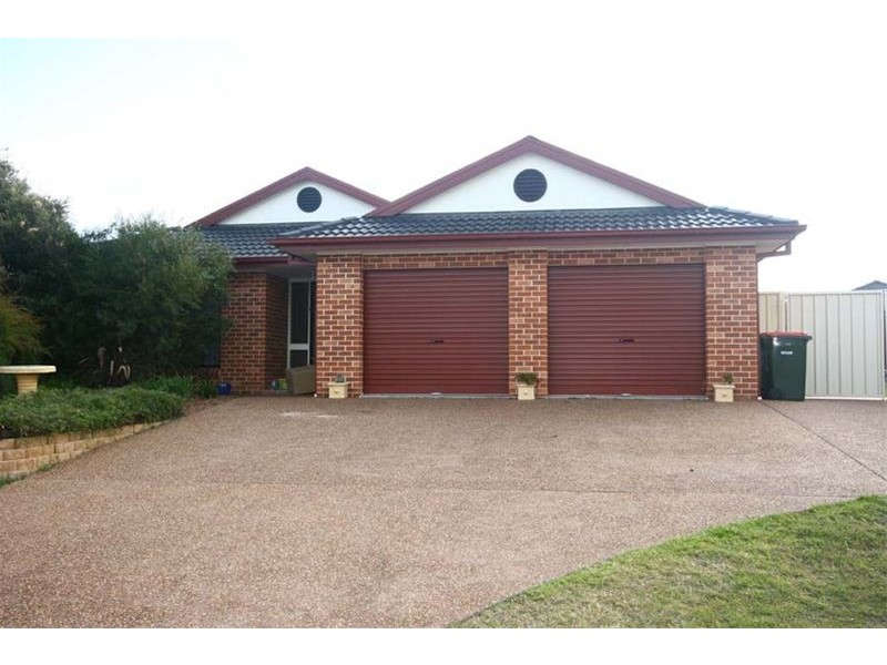 4 Portsmouth Place, Morpeth NSW 2321