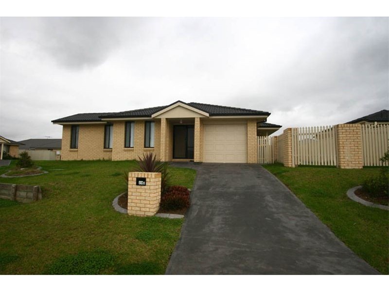 2/29 Strutt Circuit, Metford NSW 2323