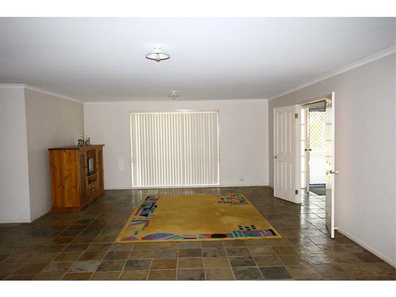 11 Durham Grove, Wallalong NSW 2320