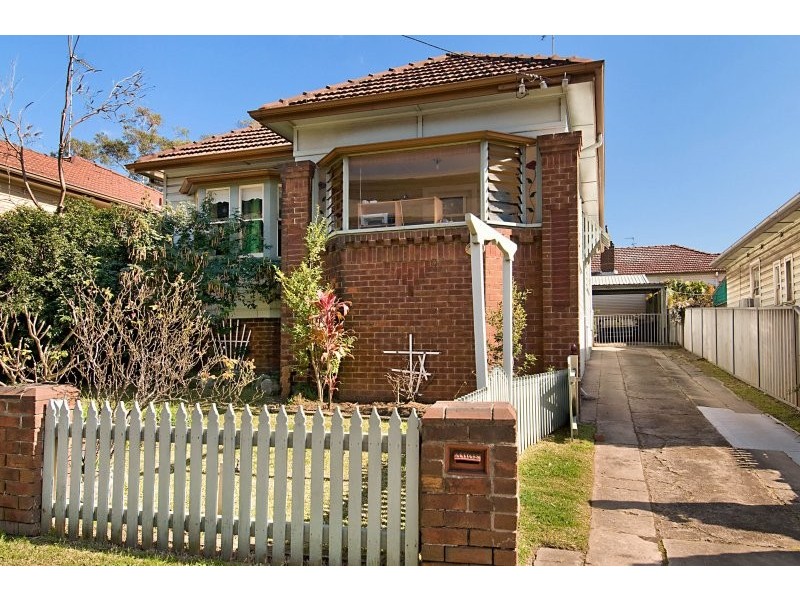 27 Maud Street, Mayfield NSW 2304