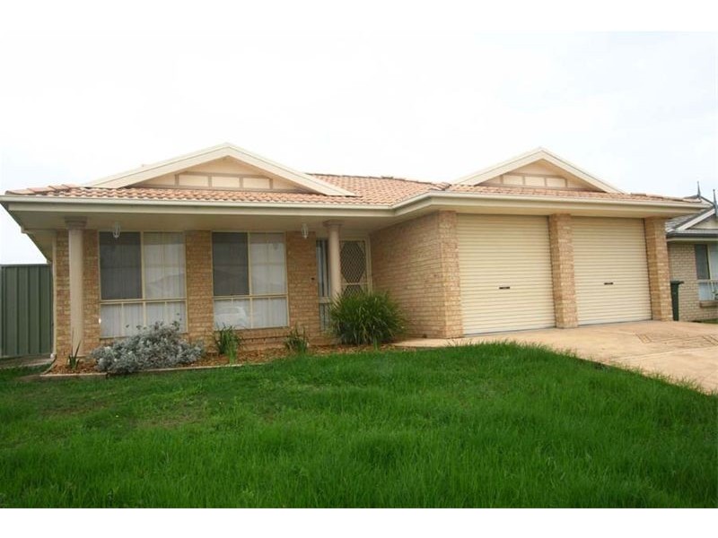1 Candelbush Place, Thornton NSW 2322