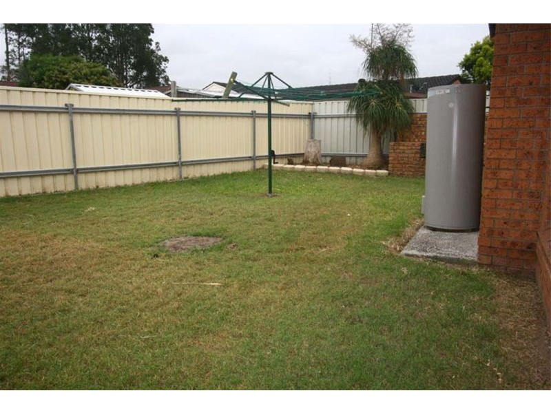 6 Barlow Close, Thornton NSW 2322