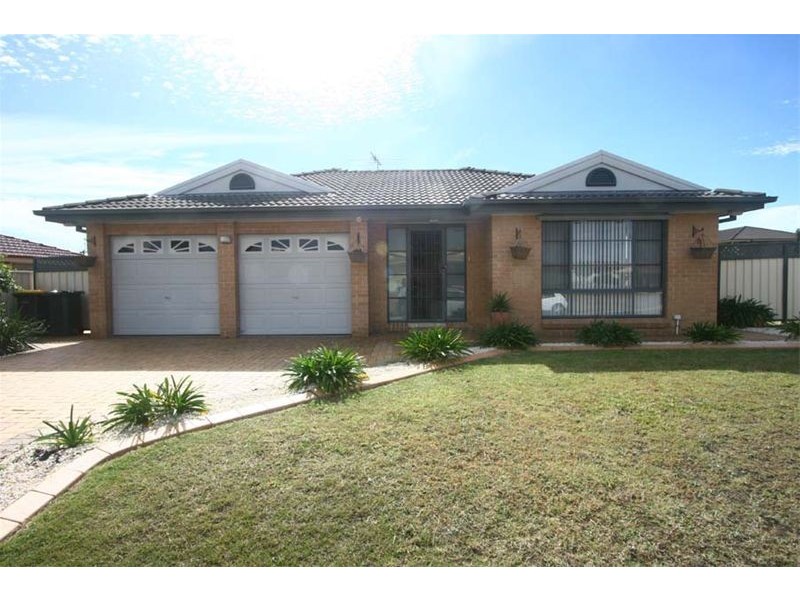 2 Candlebush Place, Thornton NSW 2322