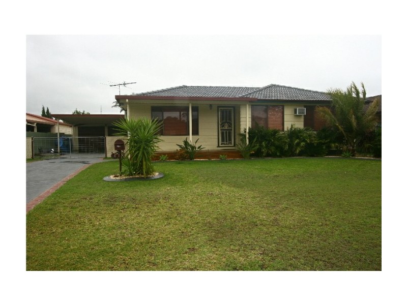8 Annette Close, Woodberry NSW 2322