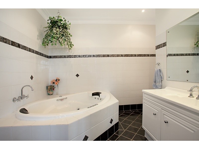 10 Farnsworth Street, Thornton NSW 2322