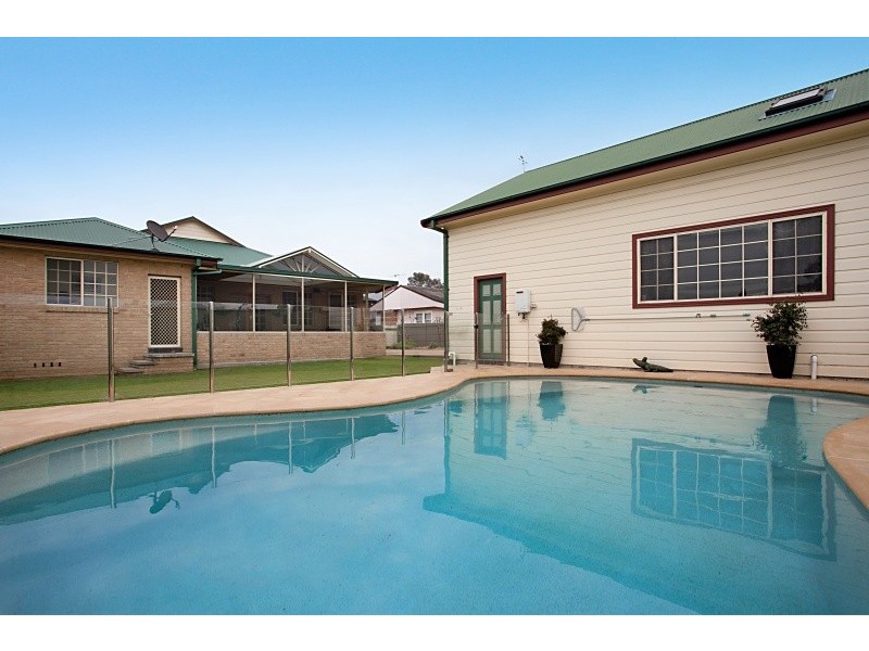 10 Farnsworth Street, Thornton NSW 2322