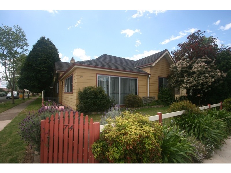 74 Belmore Road, Lorn NSW 2320
