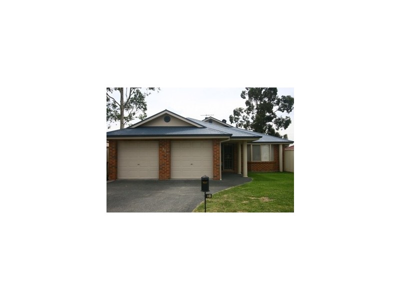 90 Ferraby Drive, Metford NSW 2323