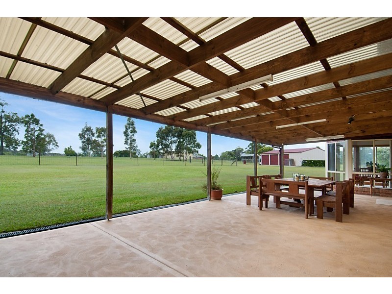 16 cahill close, Black Hill NSW 2322