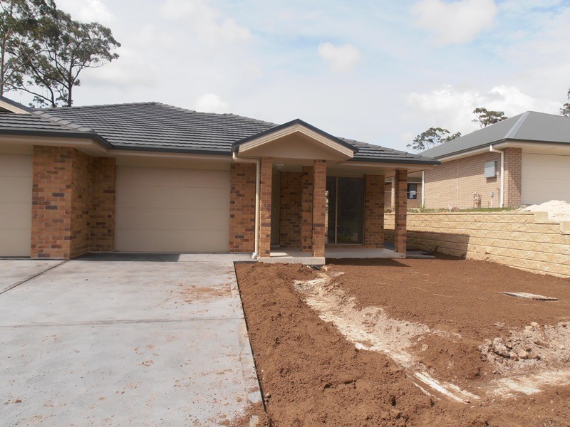 2/9 Durban Crescent, East Maitland NSW 2323
