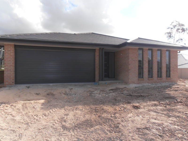 24 Uppington Drive, East Maitland NSW 2323