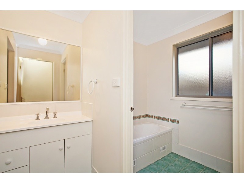 24 Lemonwood Circuit, Thornton NSW 2322